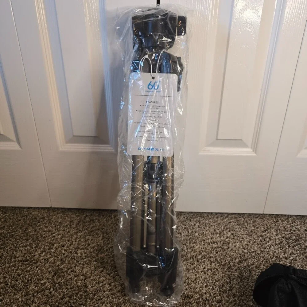 Dynex All-Purpose Tripod Digital Series